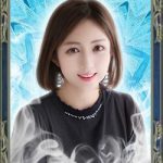 神殿ローラ先生